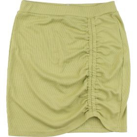 Zöld szoknya (146) lány