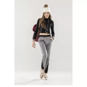 Gloss Fekete rövid fazonú tini lány felső