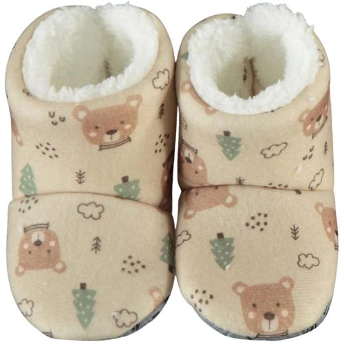 Civil Barna macis fiú mamusz