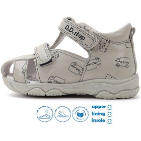 D.D.Step Teherautós zártorrú kisfiú szandál